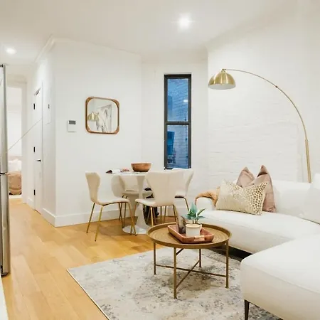 1288-4Rn Newly Furnished Prime Ues 2Br Apartment